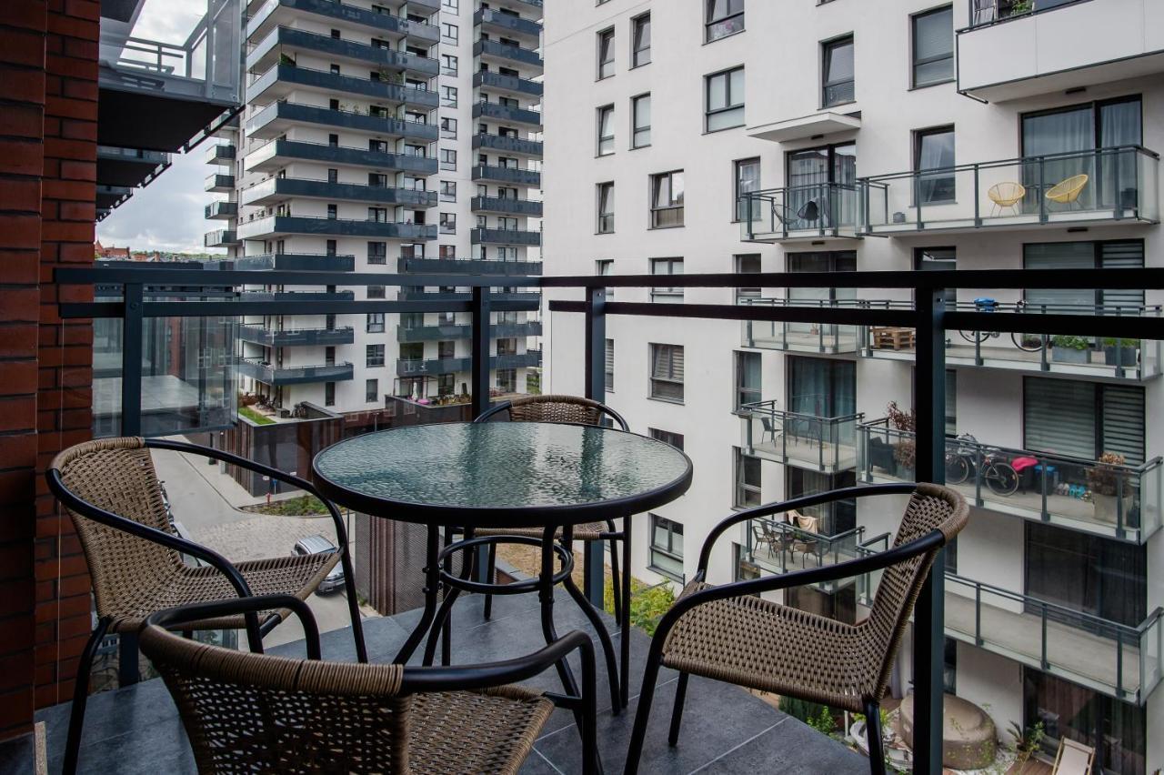 Shipyard Gdansk Apartment - Free Private Parking Esterno foto